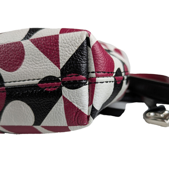 Brighton Love You With All Our Hearts Tom Clancy Look Of Love Messenger Bag - Picture 9 of 11